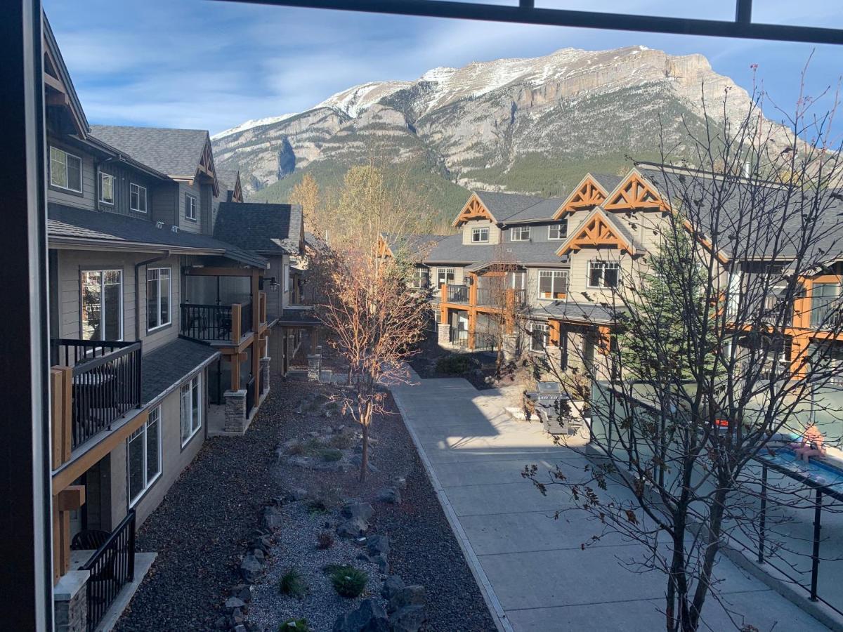 Fenwick Vacation Rentals - Scenic 1 Bedroom Plus Den, Pet Friendly Dead Mans Flats Eksteriør billede