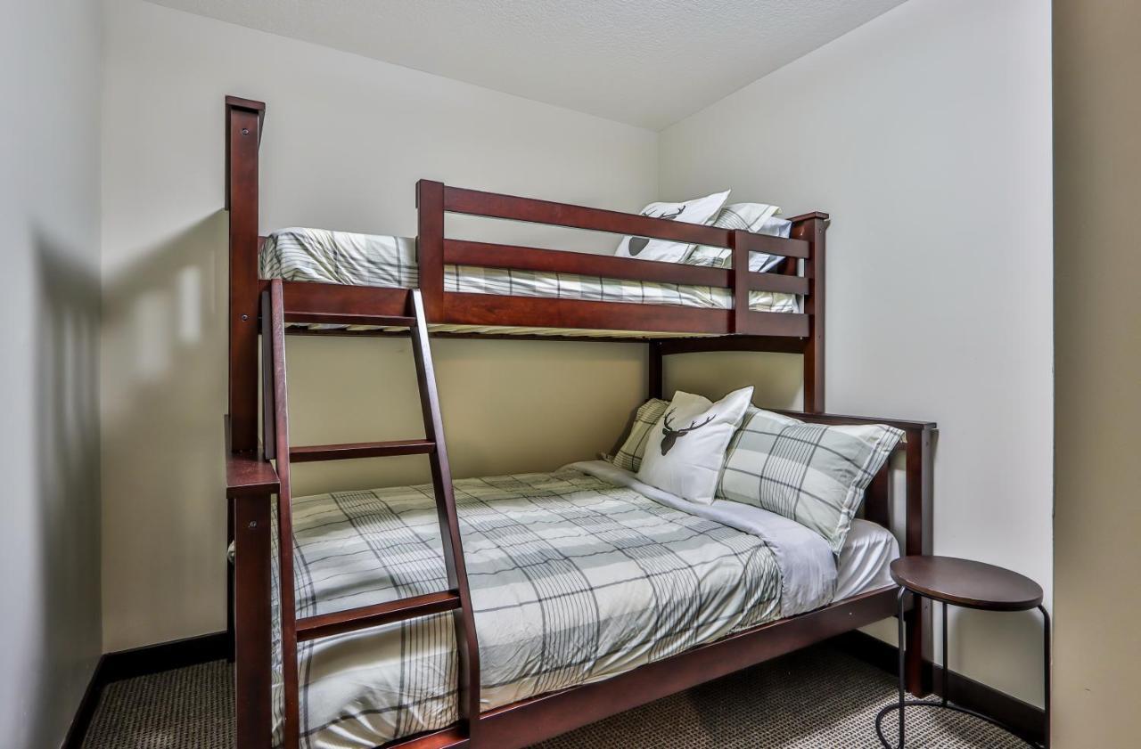 Fenwick Vacation Rentals - Scenic 1 Bedroom Plus Den, Pet Friendly Dead Mans Flats Eksteriør billede