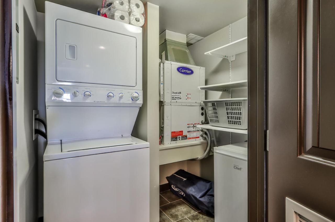Fenwick Vacation Rentals - Scenic 1 Bedroom Plus Den, Pet Friendly Dead Mans Flats Eksteriør billede